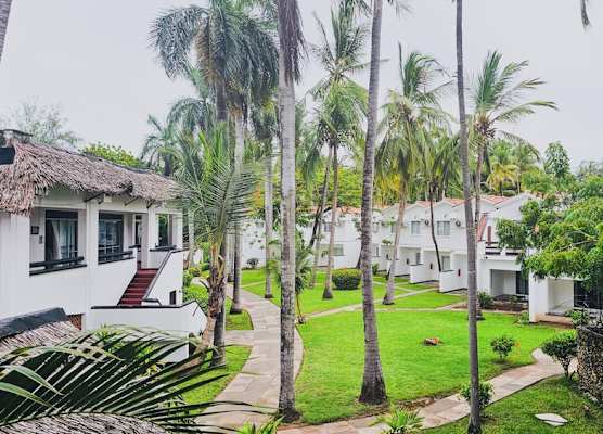 Milele Beach Hotel 1