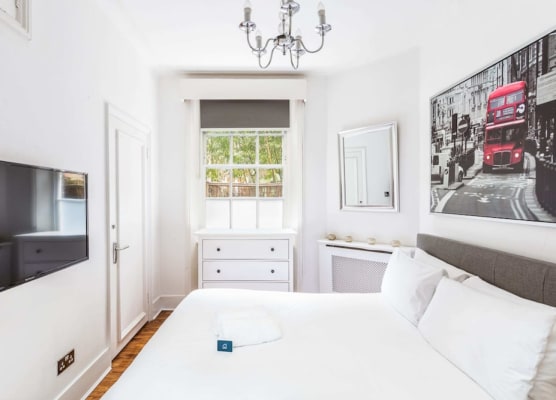 Bright Warwick Chambers Apartment 1