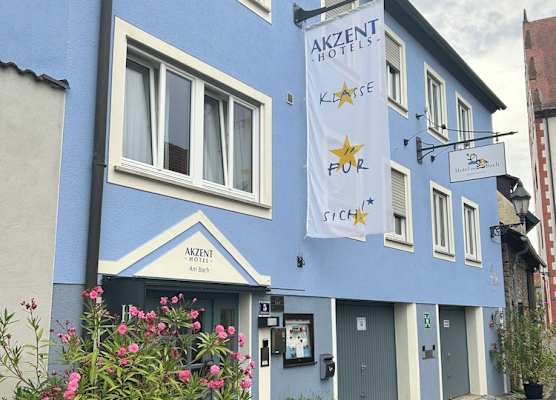 AKZENT Hotel Am Bach, Hoteleingang über Bohnmühlgasse 6 1