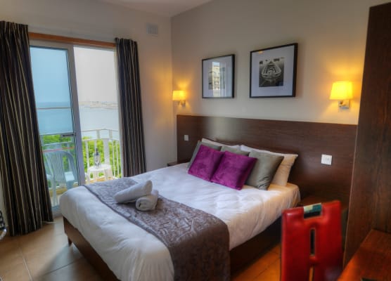 Carlton Hotel 1