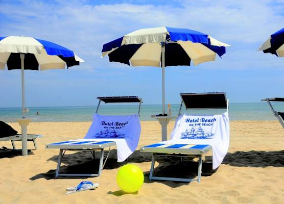Hotel Beach 1