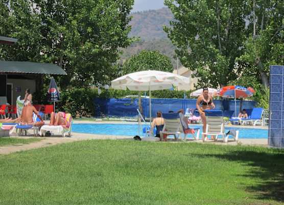 Aymes Hotel 1