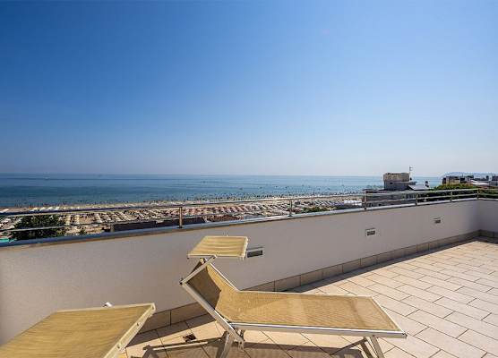 Hotel Avana Fronte Mare 1