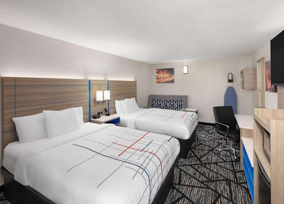 La Quinta Inn by Wyndham Nashville South 1