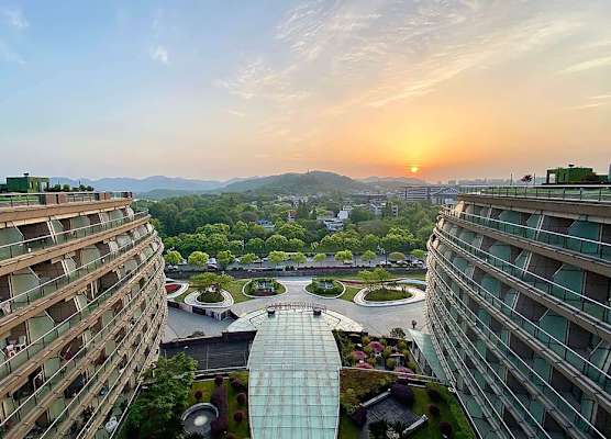 Wyndham Grand Plaza Royale Hangzhou 1