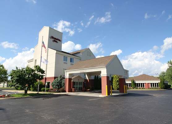 Hampton Inn Sandusky-Central 1