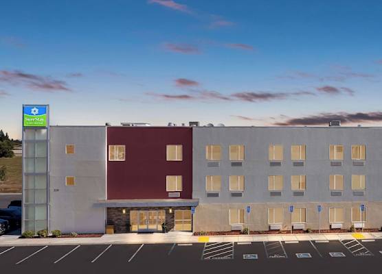 SureStay by Best Western Livingston Merced County 1