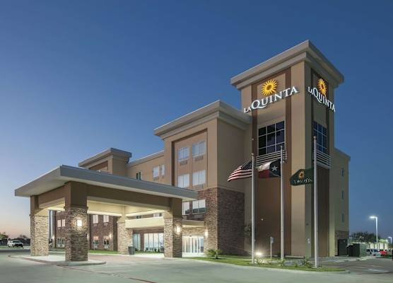 La Quinta by Wyndham Kingsville 1