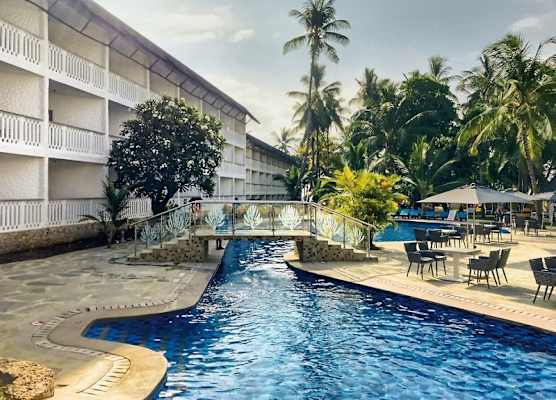 Travellers Beach Hotel & SPA 1