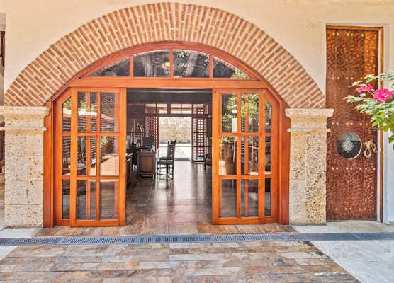 GHL Collection Armería Real Hotel 1