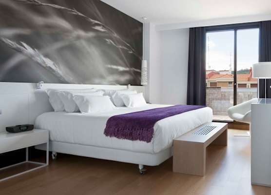 NH Collection Villa de Bilbao 1