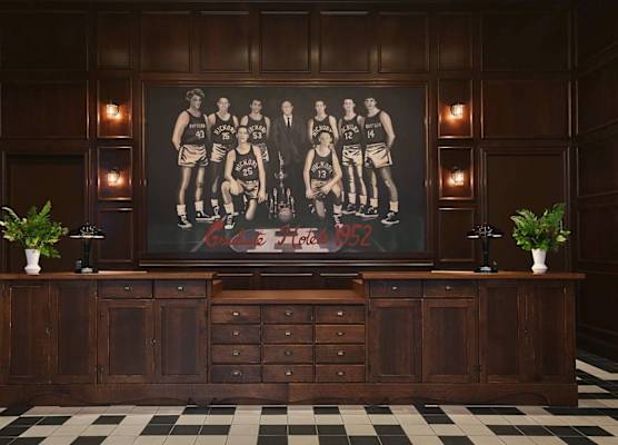 Graduate by Hilton Bloomington 1