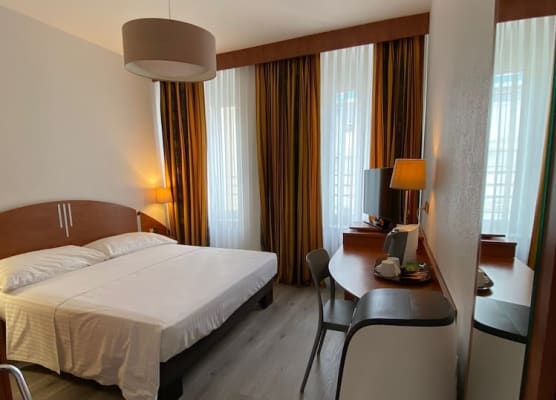 Admiral Hotel 1