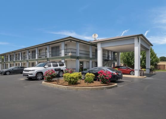 The Jewel Motel 1