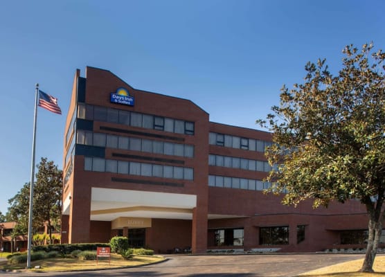 Days Inn & Suites by Wyndham Tallahassee Conf Center I-10 1