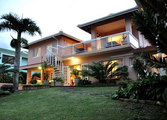 Blue Waves Lodge 1