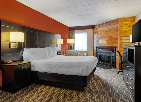 BEST WESTERN PLUS Poconos 1