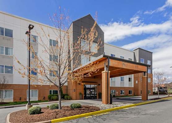 Country Inn & Suites by Radisson, Charlottesville-UVA, VA 1