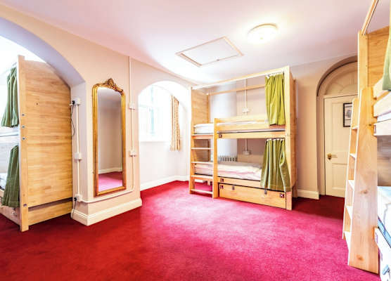 Palmers Lodge Swiss Cottage 1