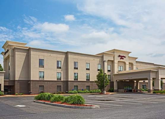 Hampton Inn Clearfield 1