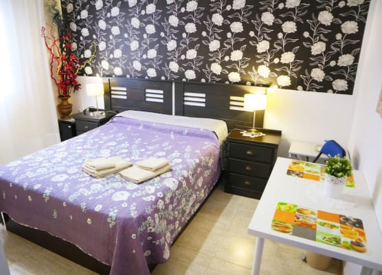 HAPPY ROOM 1