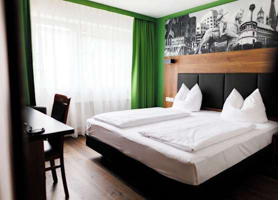 Bellevue Hotel 1