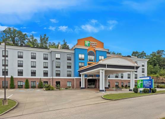 Holiday Inn Express & Suites CHARLESTON NW - CROSS LANES by IHG 1