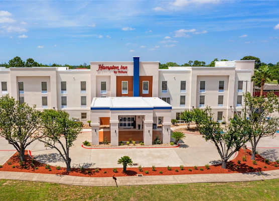 Hampton Inn Houston-Pearland 1