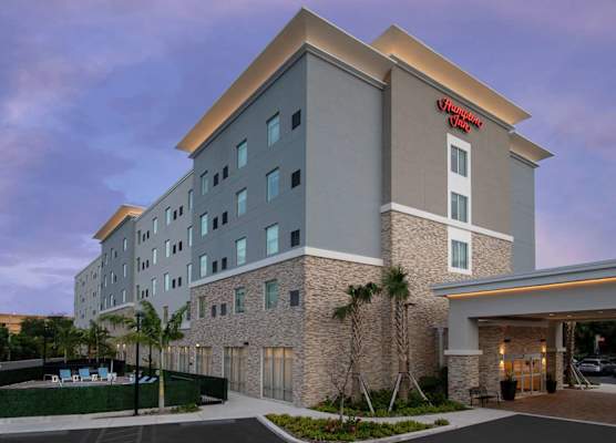 Hampton Inn Miami Airport East 1