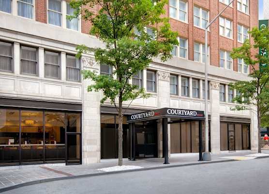 Courtyard by Marriott Atlanta Downtown 1