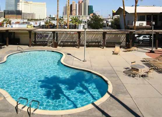 DAYS INN WILD WILD WEST HOTEL 1