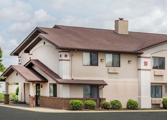 Super 8 by Wyndham Tappahannock VA 1