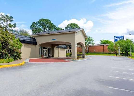 Rodeway Inn Huntsville West 1