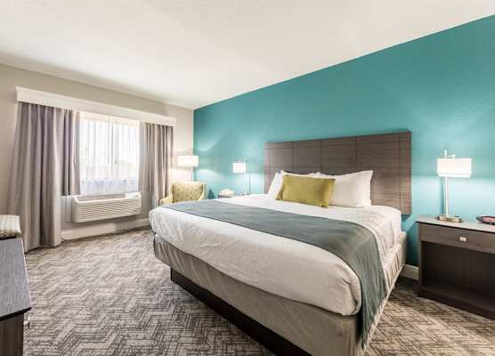 Best Western Plus Sebastian Hotel & Suites 1