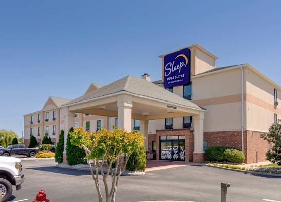 Sleep Inn & Suites Prince George near Fort Lee 1