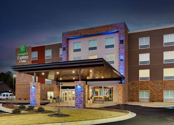 Holiday Inn Express & Suites DAWSONVILLE by IHG 1