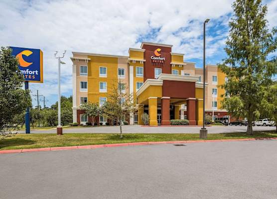 Comfort Suites Denham Springs 1