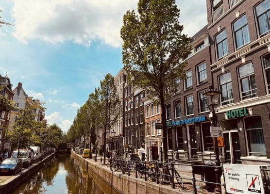 Heart of Amsterdam Hostel 1
