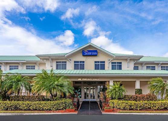 MainStay Suites at PGA Village 1