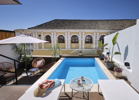 Sweet Sevilla Suites - Smart Hotel 1
