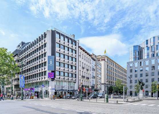 B-aparthotel Regent 1