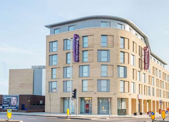 Premier Inn Cambridge East - Newmarket Road 1