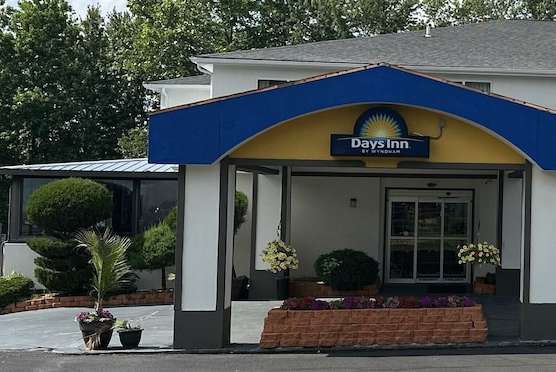 Days Inn by Wyndham Runnemede Philadelphia Area 1