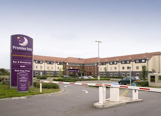 Premier Inn Heathrow Airport - M4/J4 1