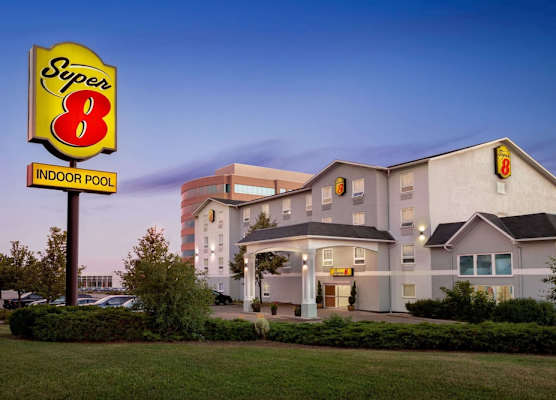 Super 8 by Wyndham Ajax/Toronto On 1