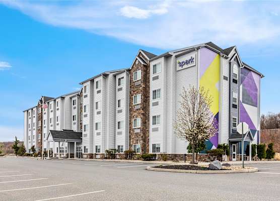 Spark by Hilton Wilkes Barre 1
