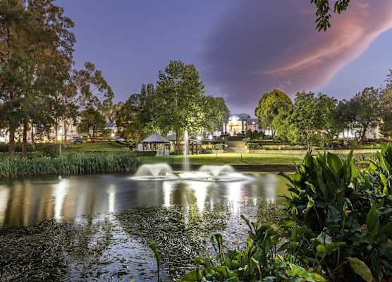 Crowne Plaza HAWKESBURY VALLEY by IHG 1