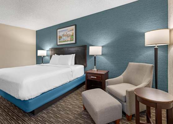 Best Western Plus Indianapolis 1