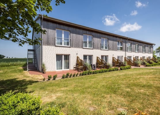 Hotel Pharisäerhof - DAS Hundehotel auf Nordstrand mit Restaurant und Café 1