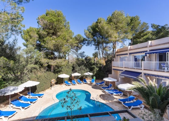 Apartamentos Cala Murada Minigolf 1